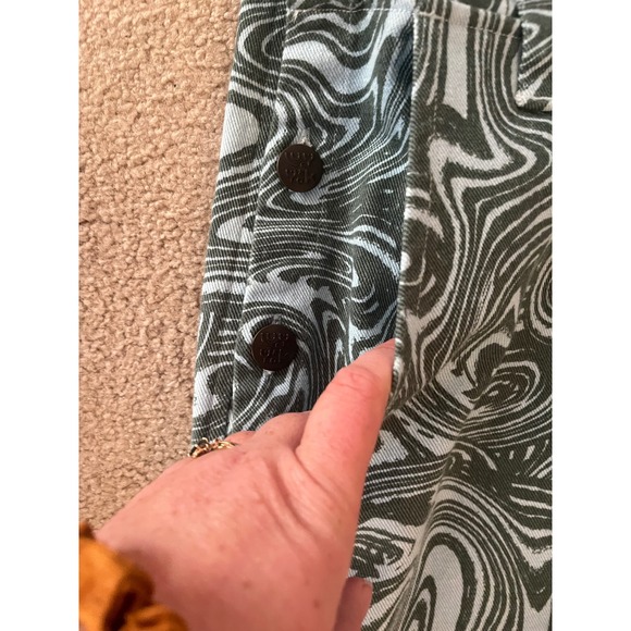 Lucy & Yak NWT Easton Dungarees Swirl Print Organic Cotton Teal Green- Size 6L - Picture 8 of 10